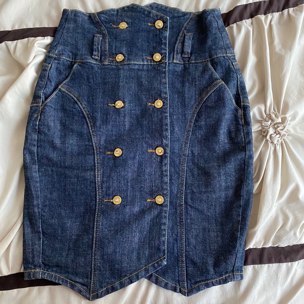 ⛔️SOLD⛔️Clash Jeans High Waist Skirt, M